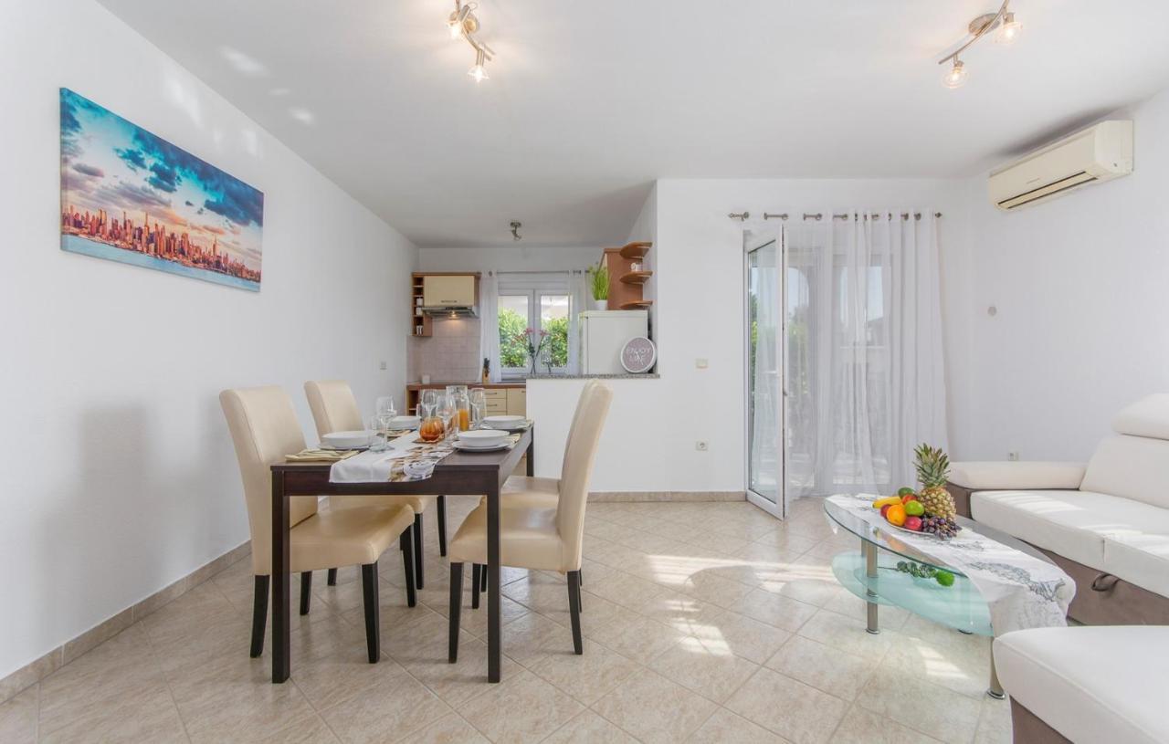 Silver Holiday House Vrvari Exterior photo
