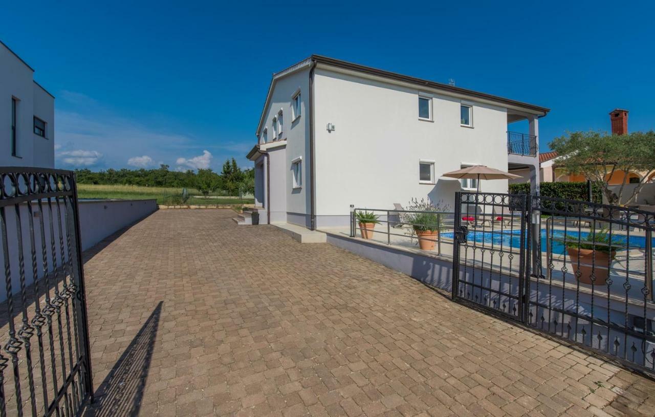 Silver Holiday House Vrvari Exterior photo